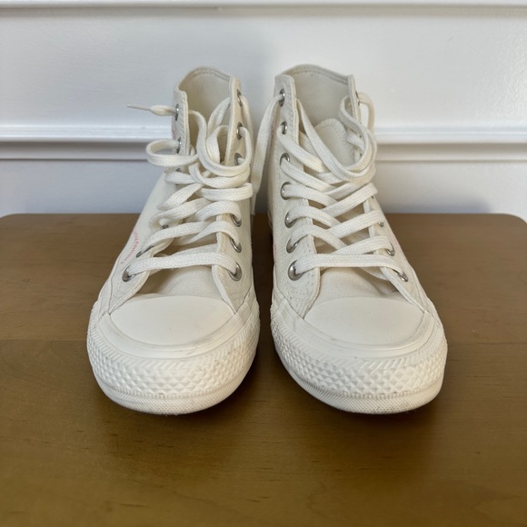 Flower Limited Edition Converse - Picture 2 of 7